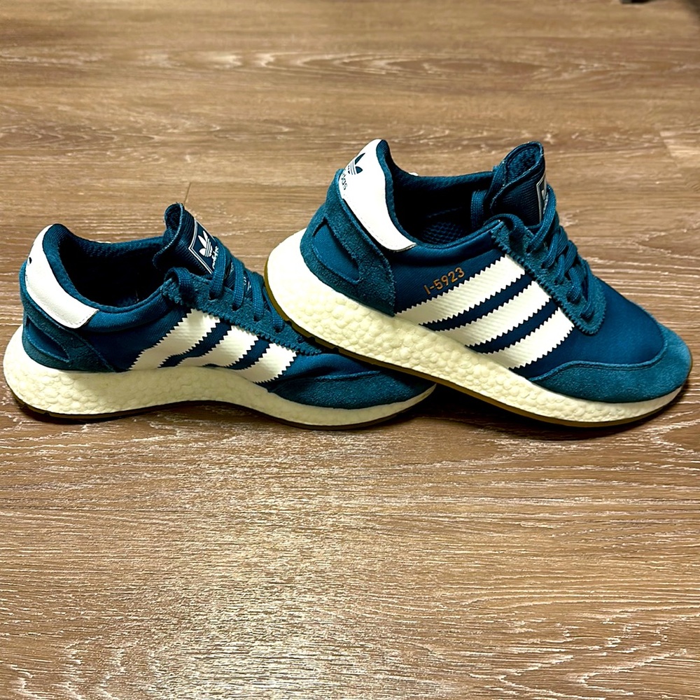 Adidas teal sneakers (unisex)